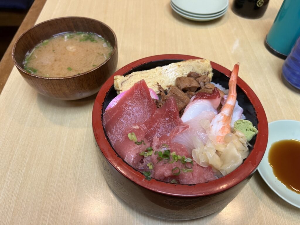 ちらし寿司_芳すし@関内