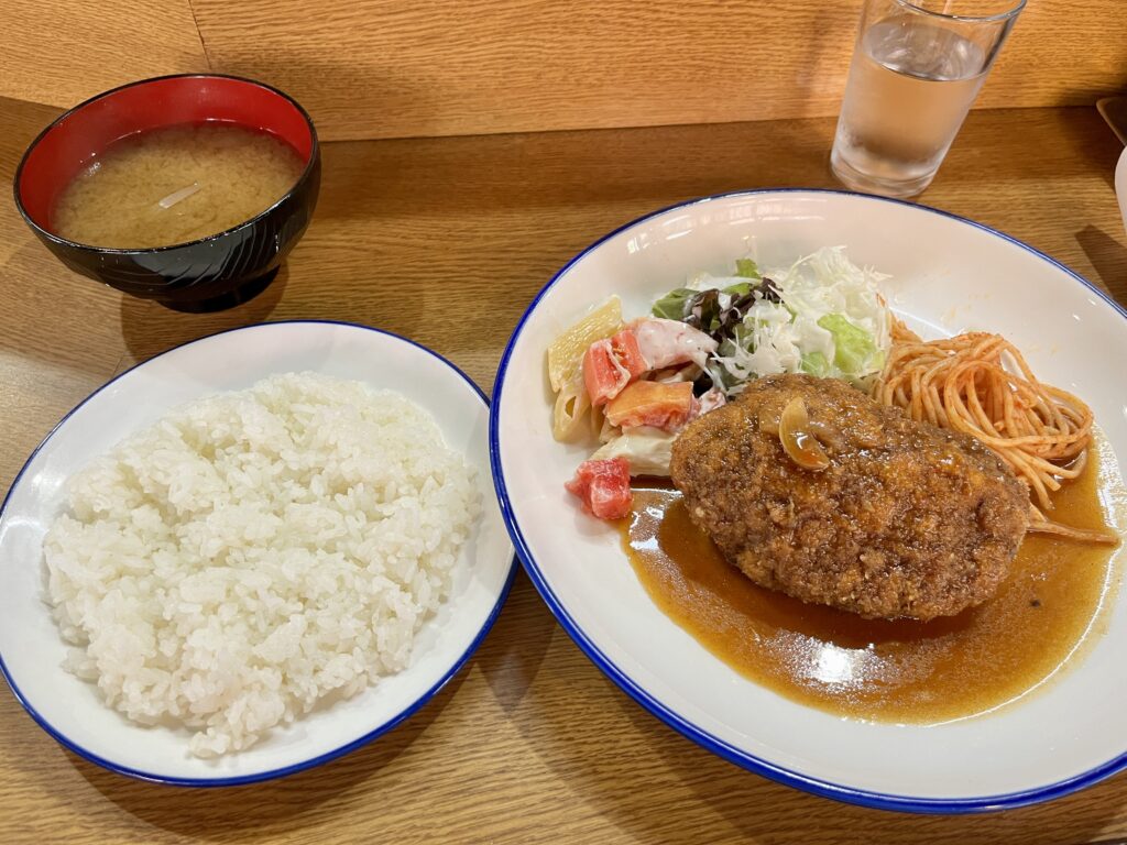 メンチカツ定食