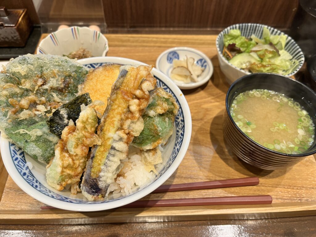『名物野菜天丼』セット＿関内農園