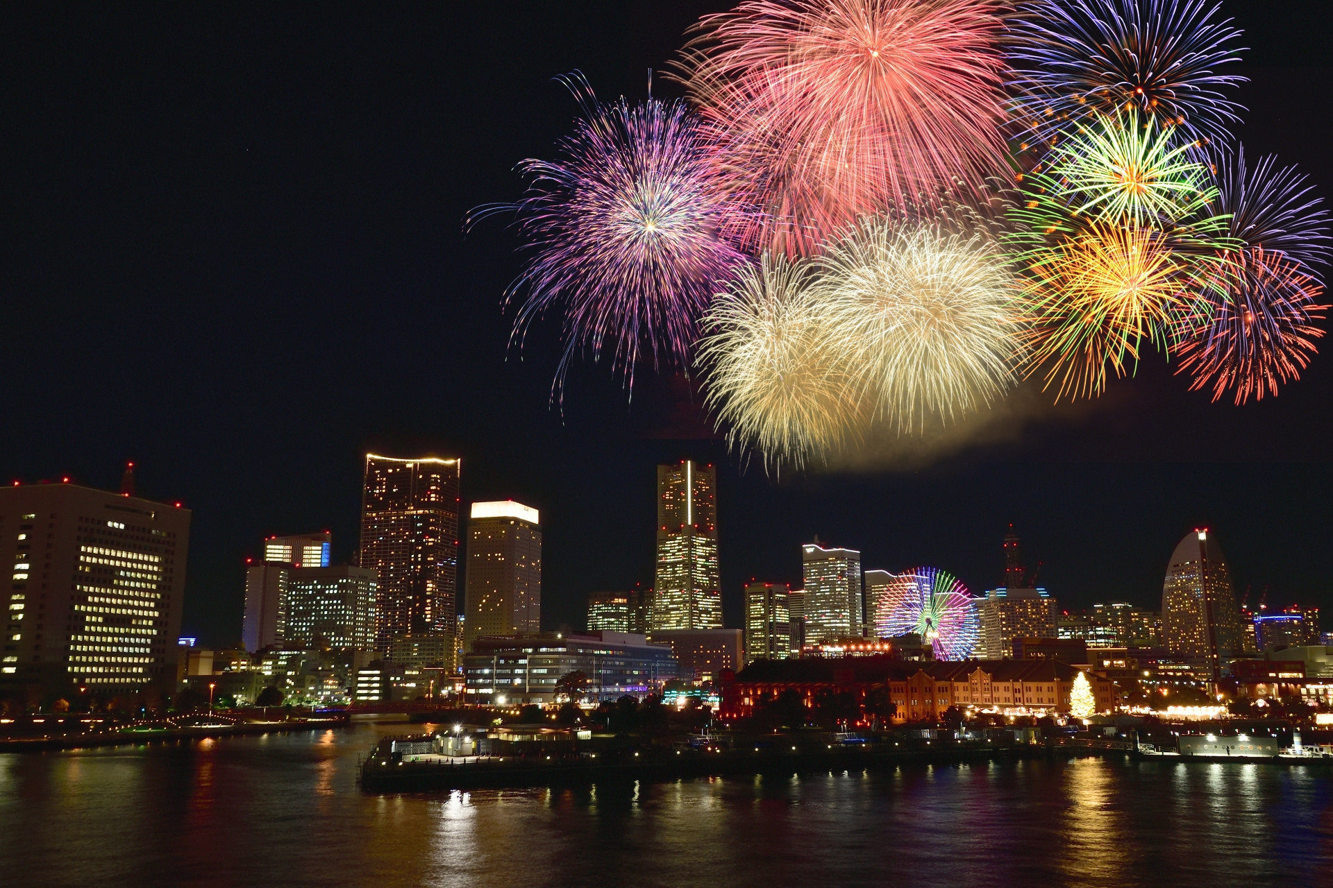 「みなとみらいスマートフェスティバル2023 スカイシンフォニーinヨコハマ」